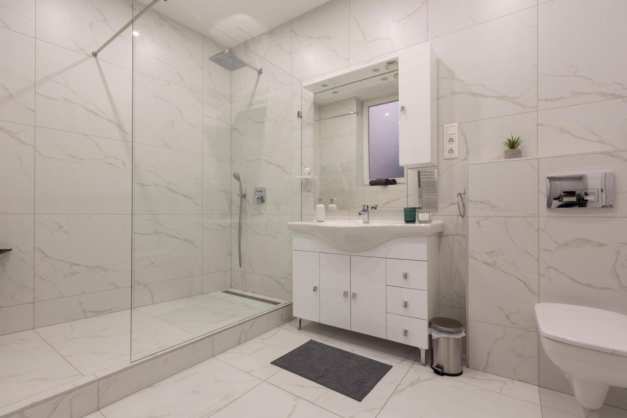 Exclusive Csengery Residence In The Heart Of Budapeszt Zewnętrze zdjęcie