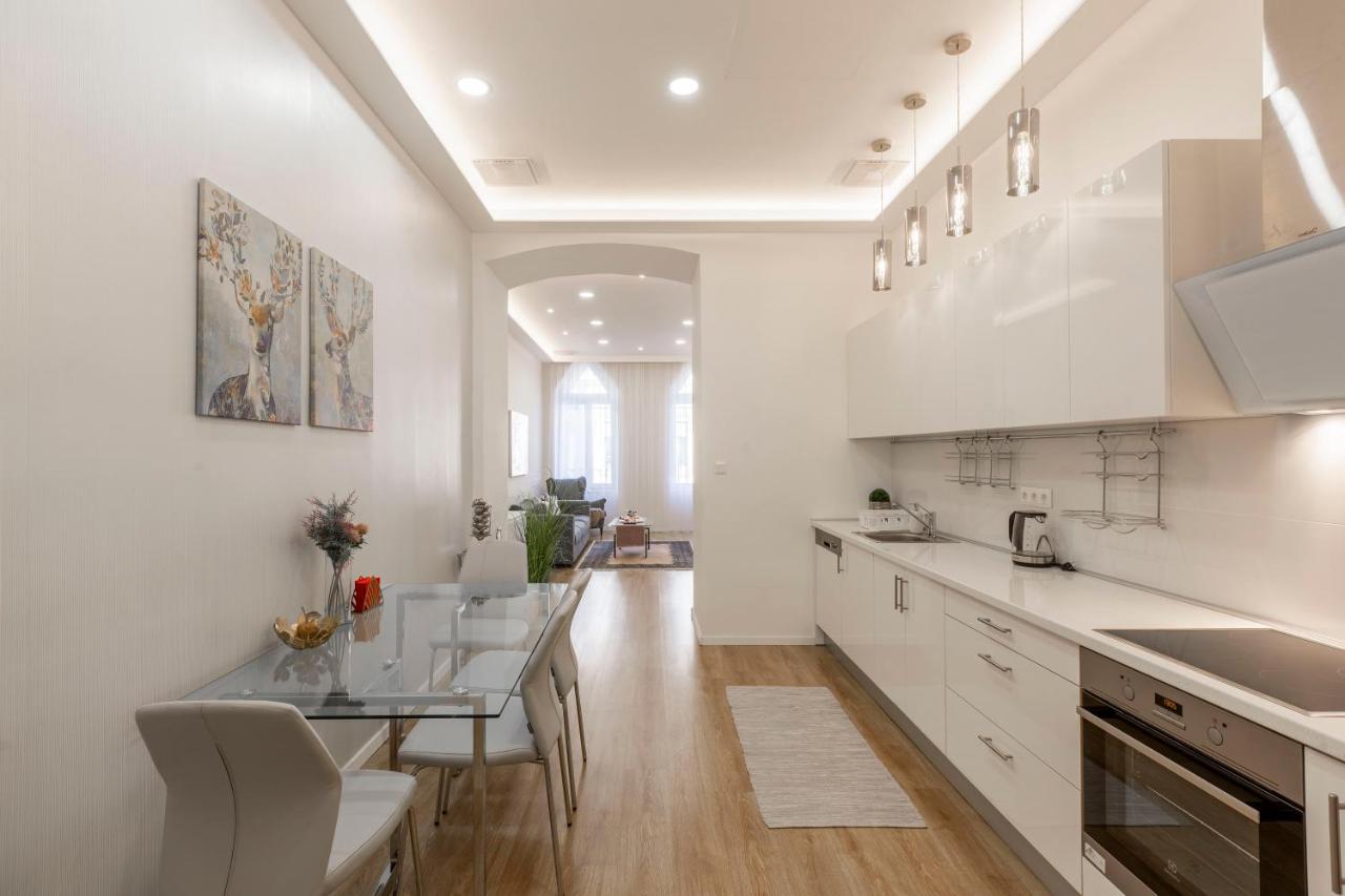 Exclusive Csengery Residence In The Heart Of Budapeszt Zewnętrze zdjęcie
